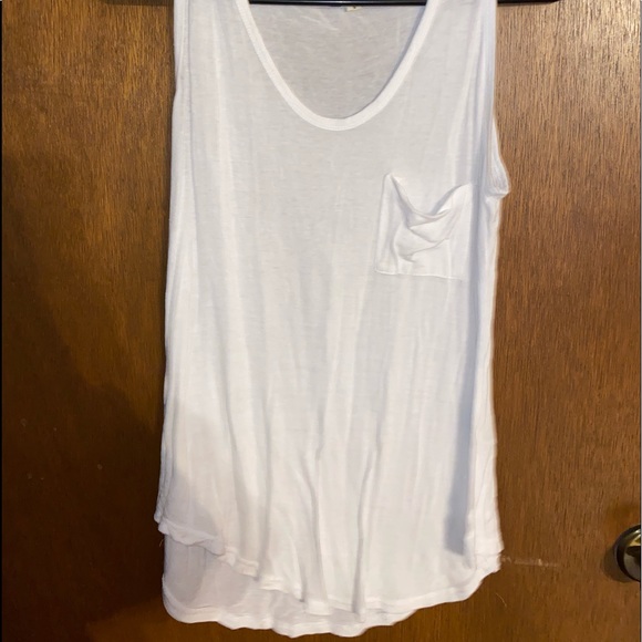white see through tank with pocket - Picture 1 of 3